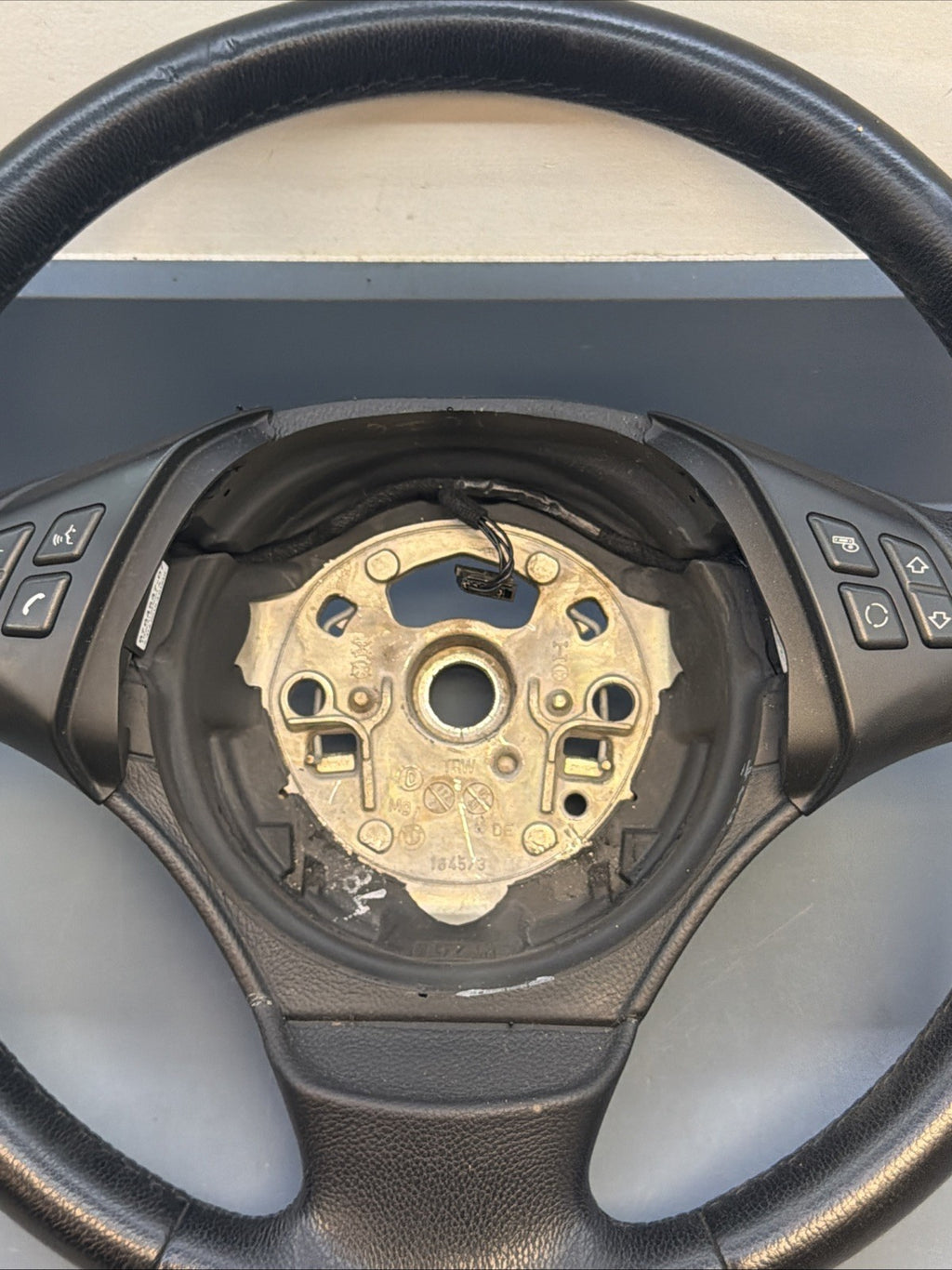 BMW 2006-2012 E90 E9X 3 SERIES BLACK LEATHER STEERING WHEEL OEM 3375E901