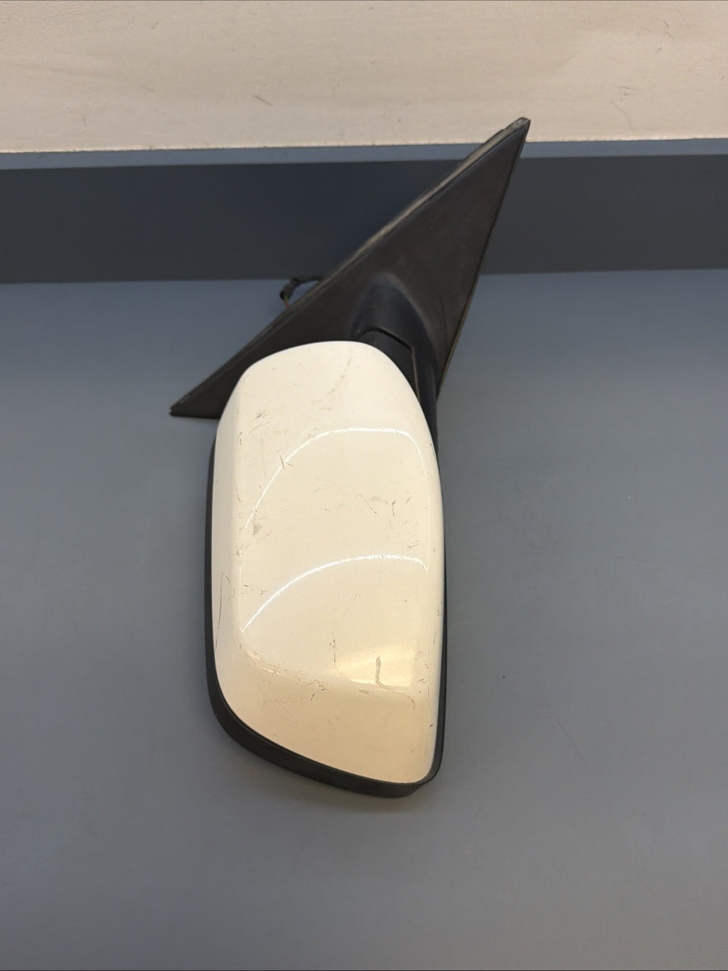 2006-2010 BMW 528i Front Right Side Door Side View Mirror Assembly 7043437 OEM