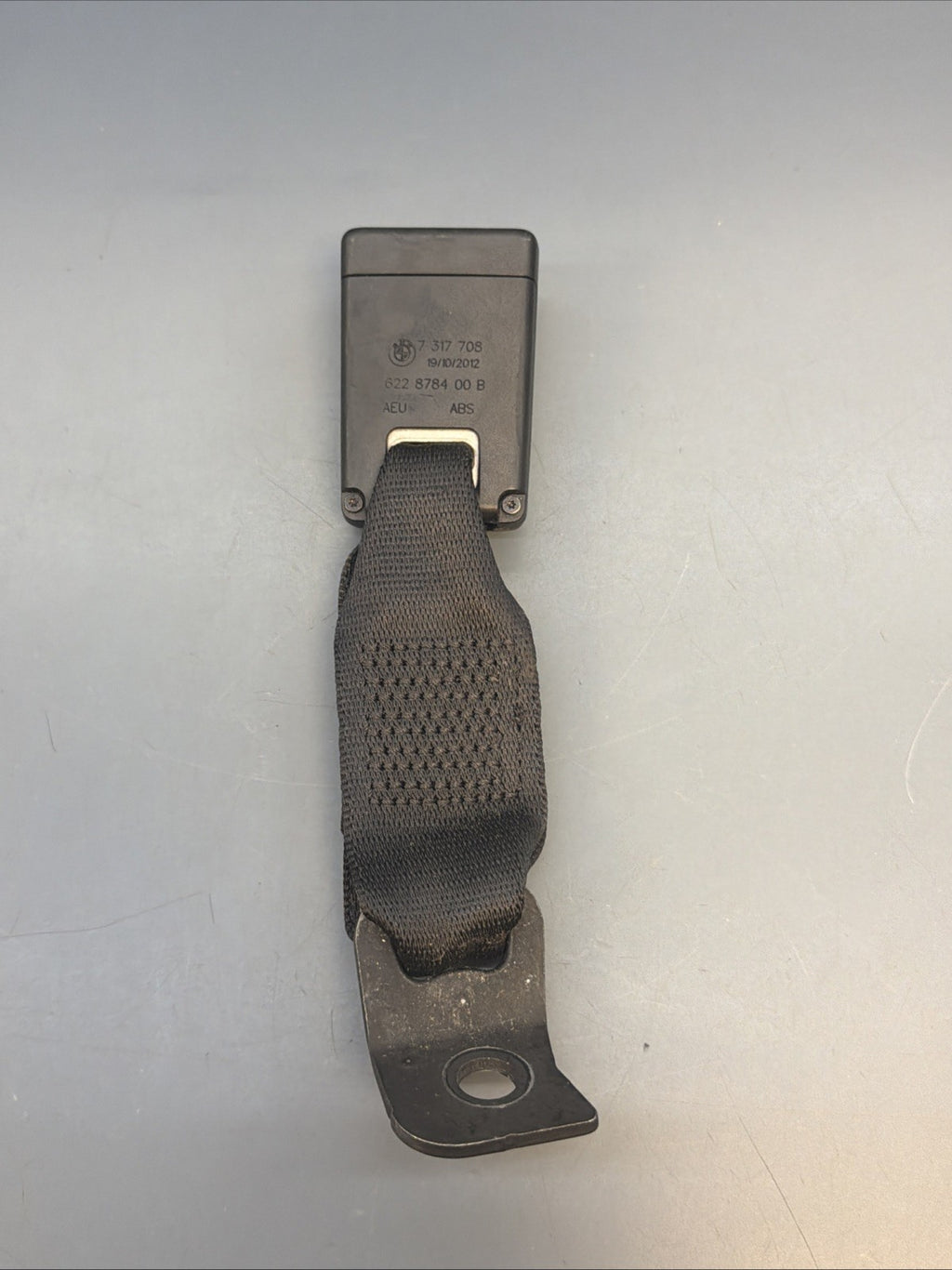 2012-2015 BMW X1 - REAR LEFT SEAT BELT Buckle / Receiver 7317708