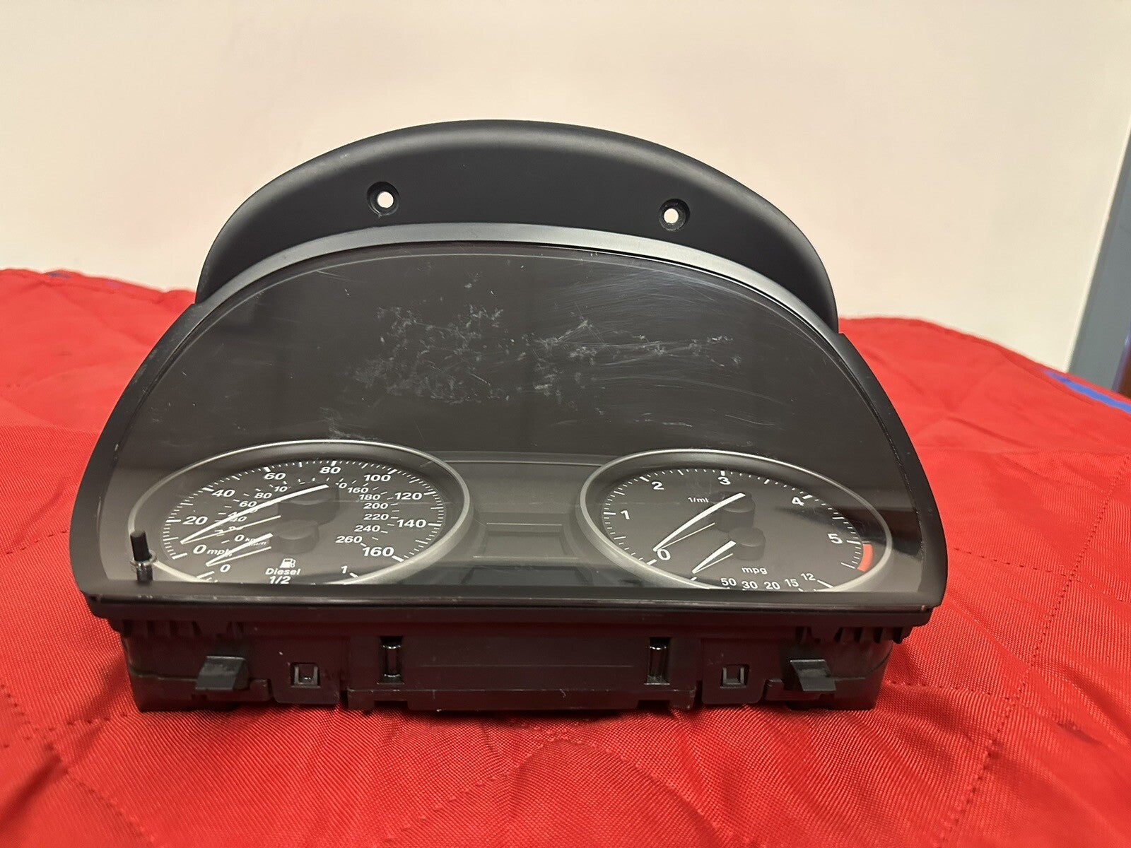 09-11 BMW 335D 3 SERIES 3.0L INSTRUMENT CLUSTER  SPEEDOMETER OEM 9220993
