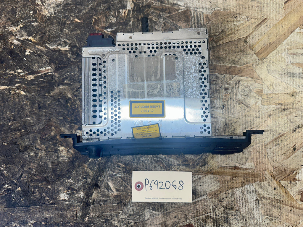 BMW 97-06 E46 3 SERIES BUSINESS CD AM/FM RADIO PLAYER OEM 6921963