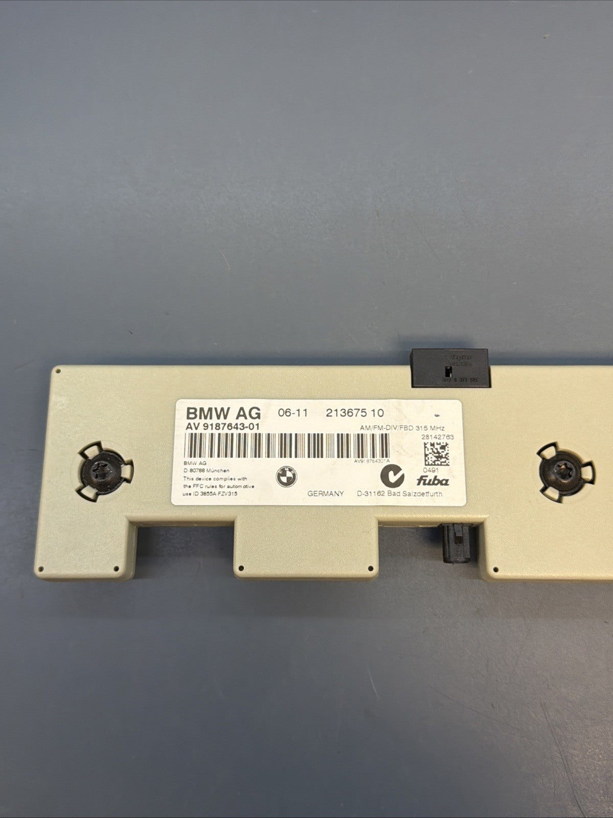 2008 - 2013 BMW E92 E90 E93 M3 Radio Antenna Amplifier Module 9187643-01 OEM