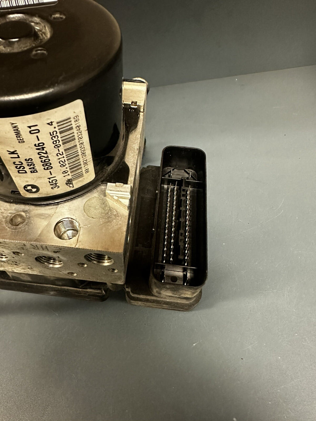 2012-2018 BMW F23 F30 F32 F33 Abs Pump Anti Lock Brake Module OEM 6862246