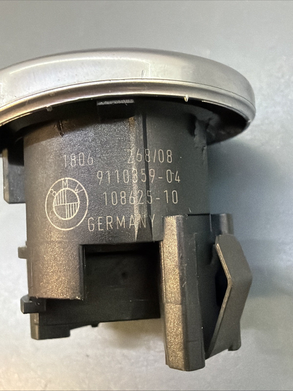 08-10 BMW E60 E63 535I ENGINE PUSH TO START ON OFF BUTTON SWITCH 9110359