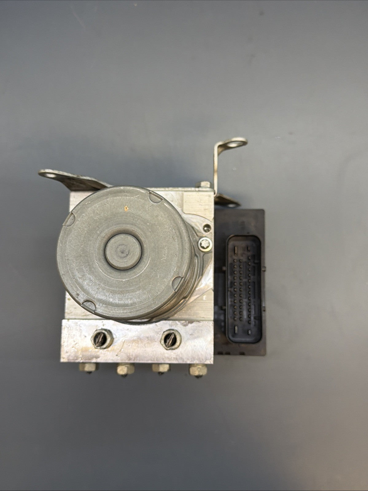 BMW 06-11 E90 ABS ANTI LOCK BRAKE PUMP+CONTROL MODULE OEM 6780161