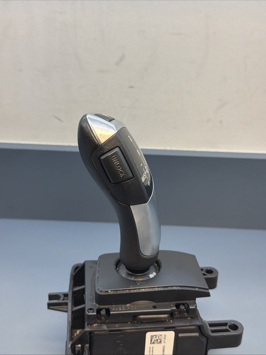 2011-17 BMW X3 X4 528 750 F10 F25 F26 Transmission Floor Shifter 10099975 OEM