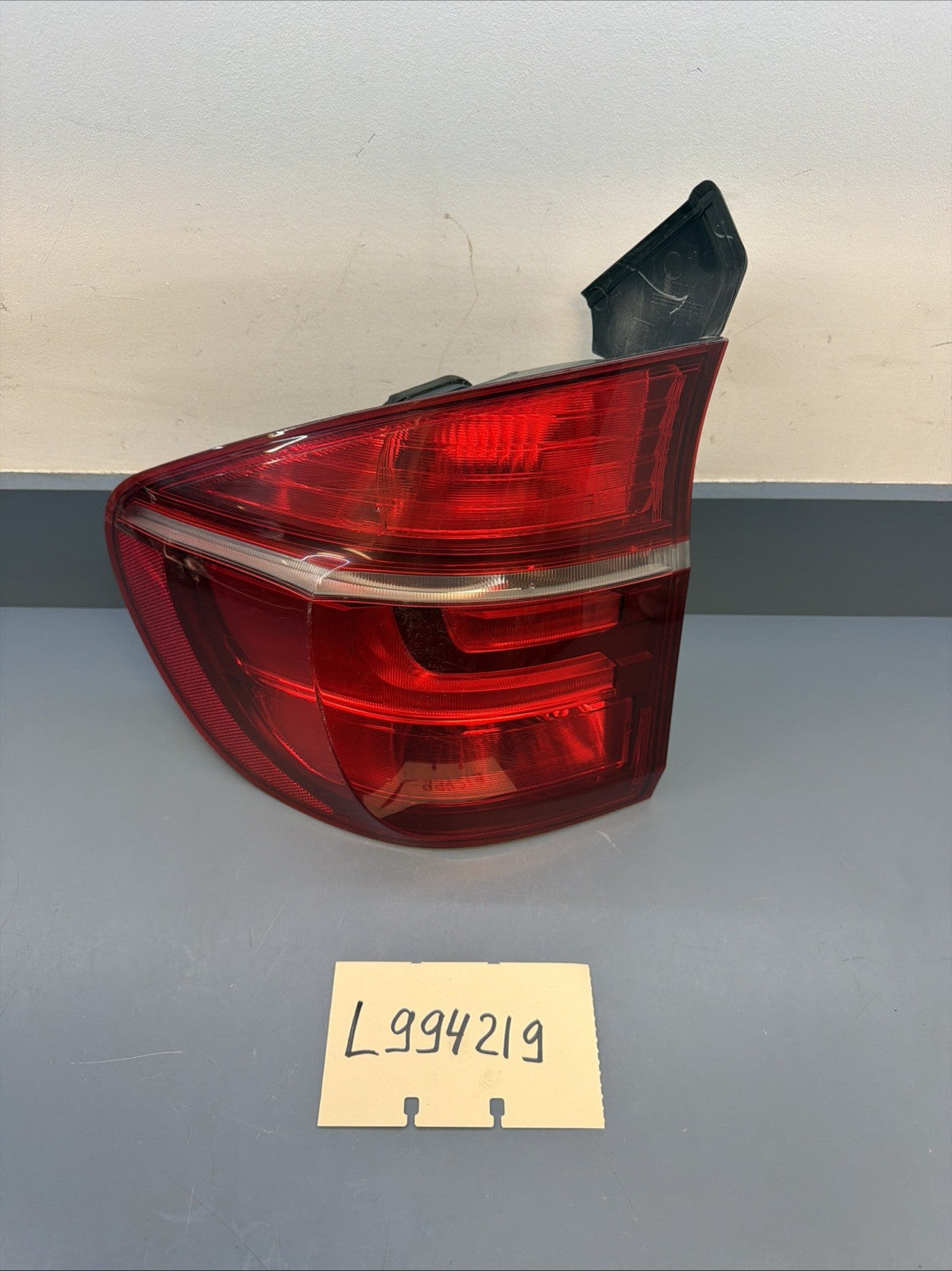 2011-2013 BMW X5 E70 GENUINE Driver Left Side Outer Tail Light Lamp OEM 7227791