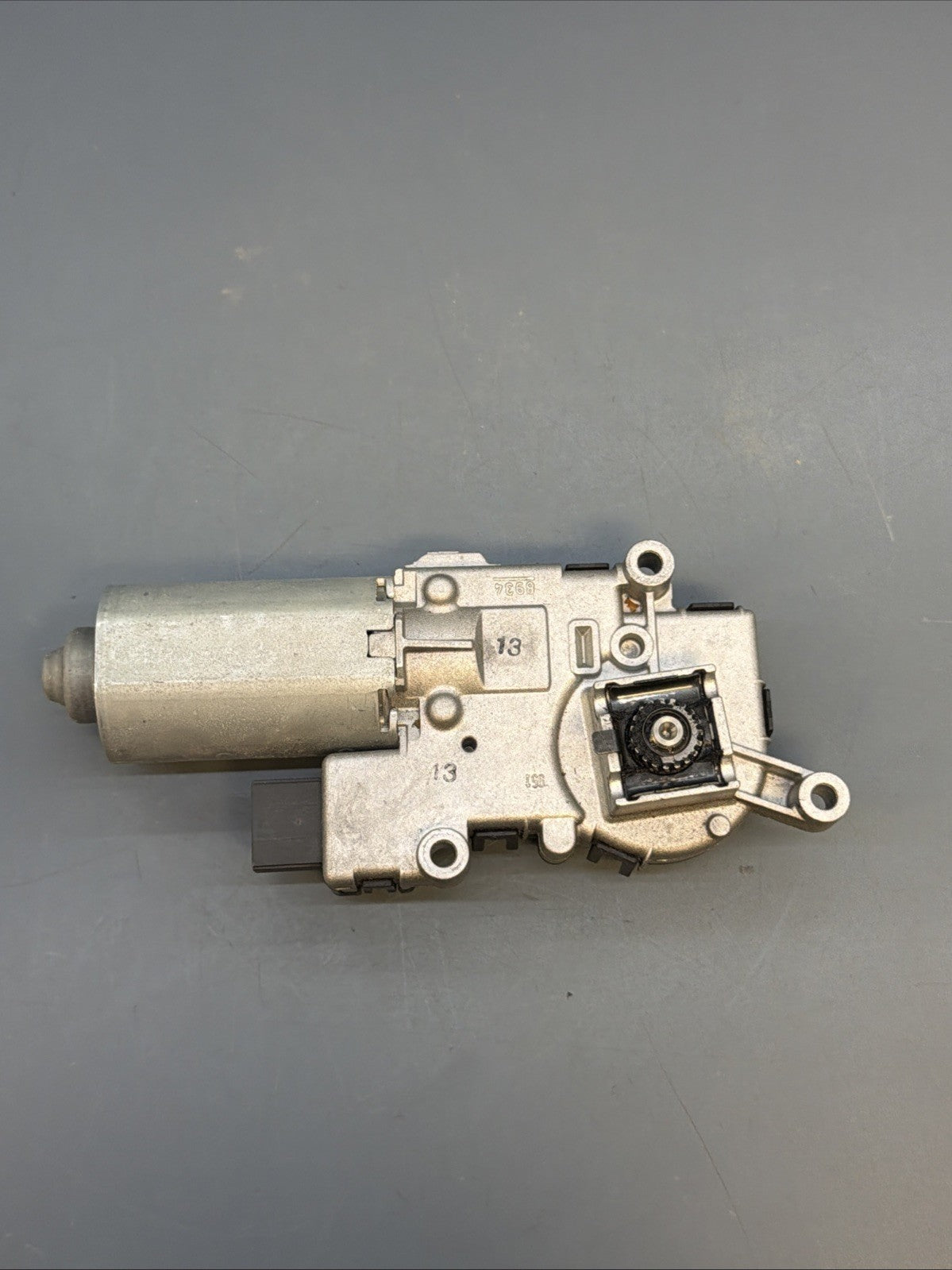 2007-2013 BMW E70 X5 Sunroof Motor Drive Unit OEM 6922652