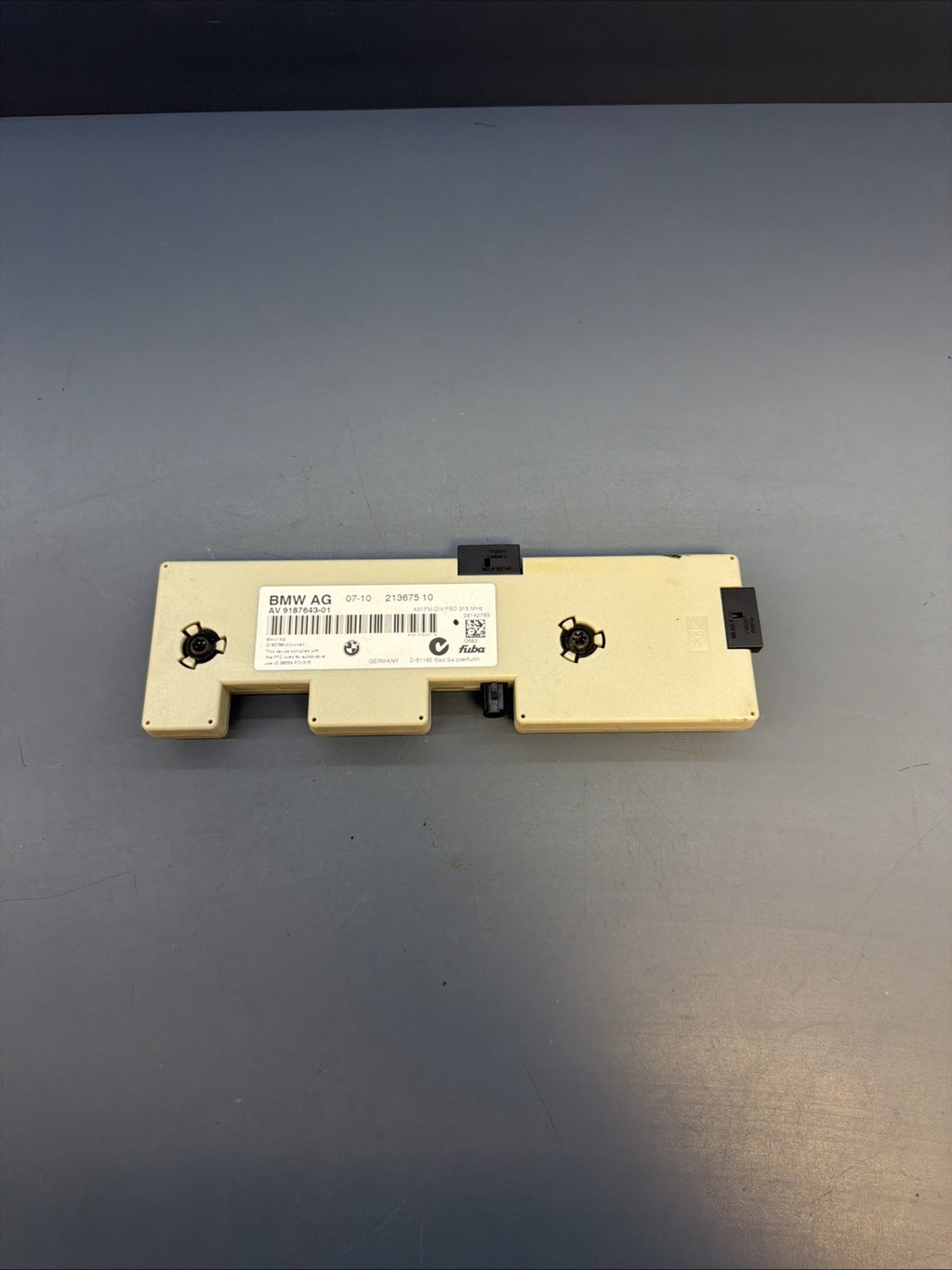 2008 - 2013 BMW E92 E90 E93 M3 Radio Antenna Amplifier Module 9187643-01 OEM