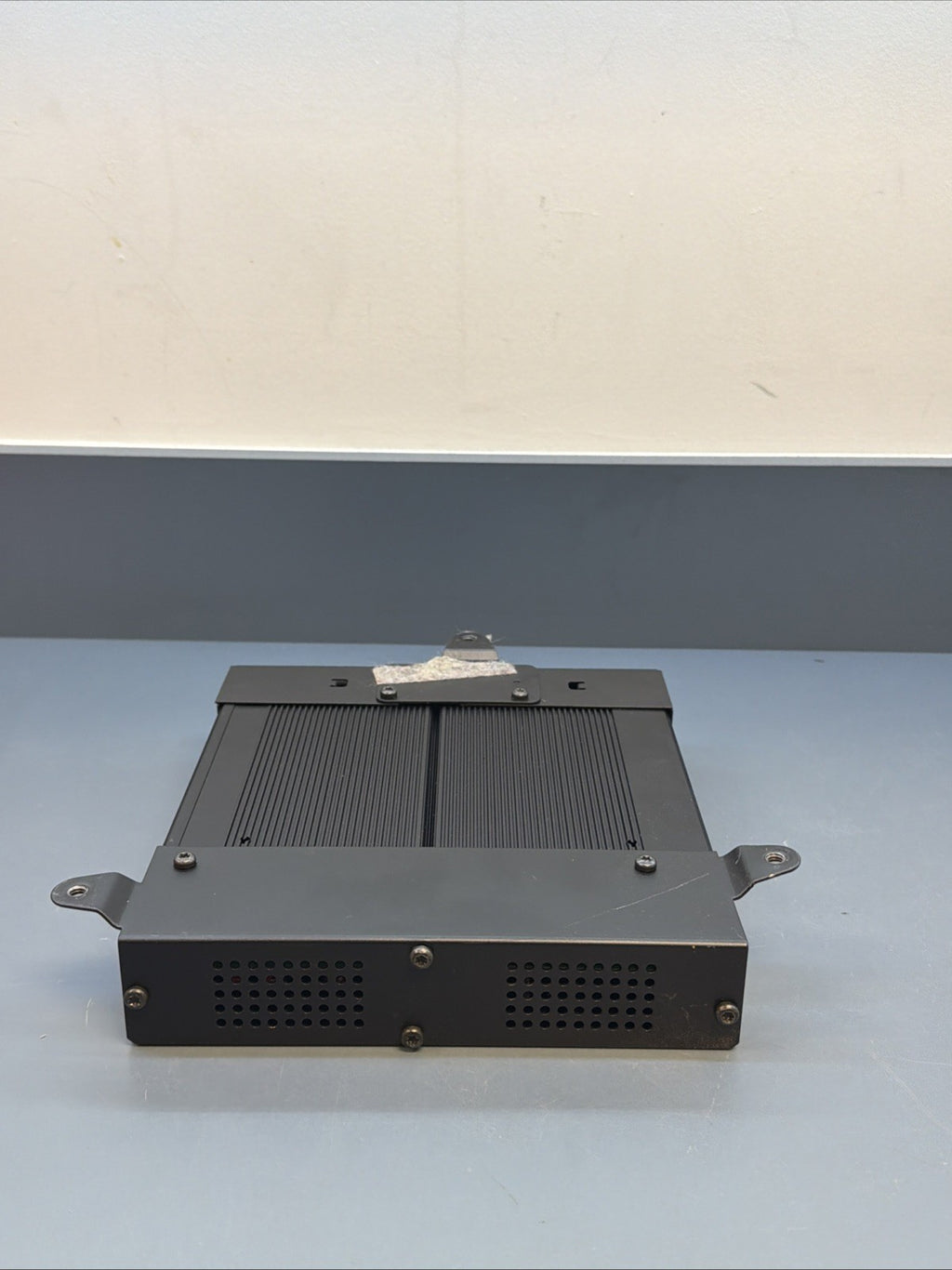 2000 01 02 03 04 2005 BMW 330i RADIO AUDIO AMPLIFIER HARMAN KARDON OEM 6920996