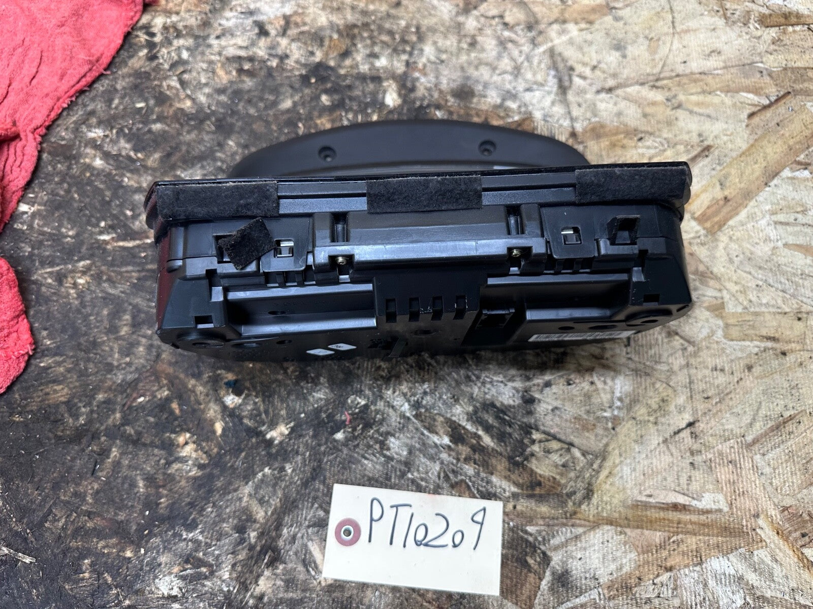 BMW E90 2006-2012 SPEEDOMETER INSTRUMENT CLUSTER MPH OEM 6983495