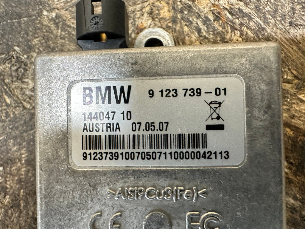 BMW 07-10 1/3/5/6/7 SERIES Z4 USB AUDIO INTERFACE HUB OEM 9123739