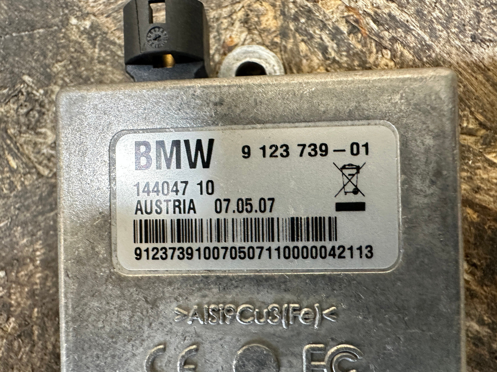 BMW 07-10 1/3/5/6/7 SERIES Z4 USB AUDIO INTERFACE HUB OEM 9123739