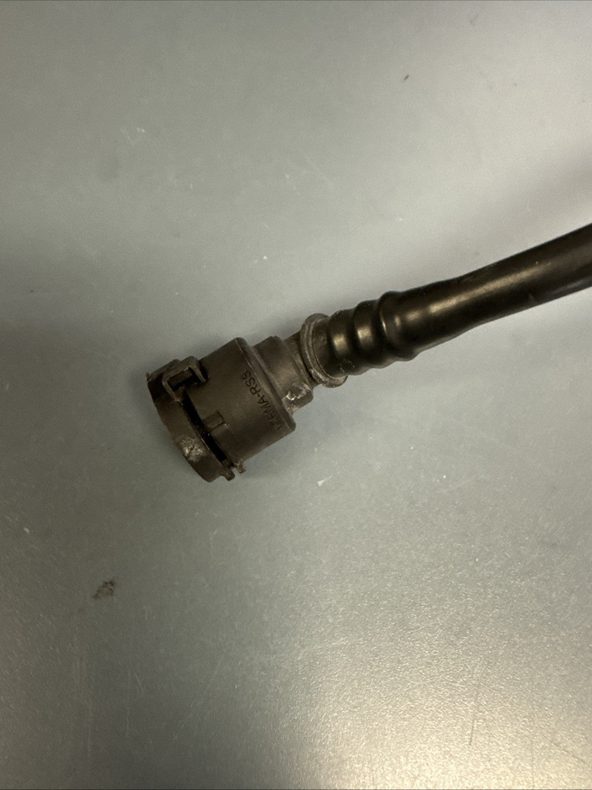 09-12 BMW F01 750i Engine Coolant Coolant Hose Line Tube Pipe Unit 7575434 OEM
