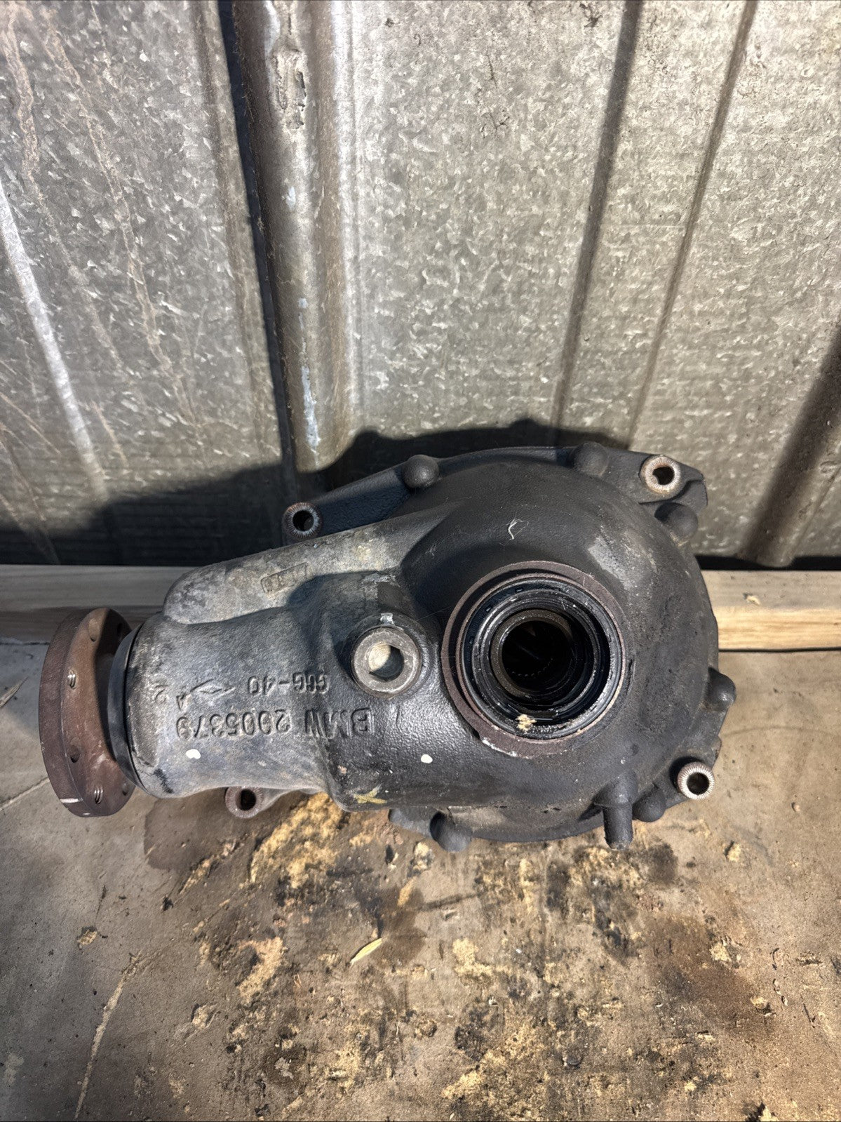 Front Differential Carrier Final Drive 4.44 AUTO Diff OEM BMW X3i E83 2005379