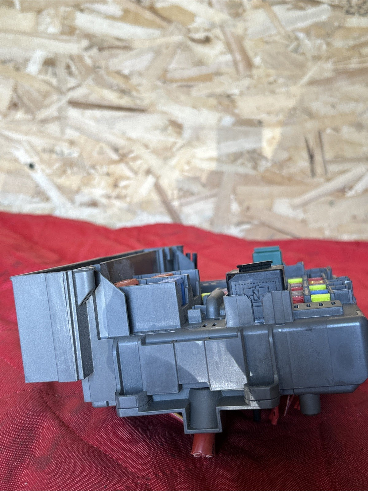 BMW 1 3 X1 Series E90 E91 E84 E87 Fuse Box Front Power Distribution 9119444