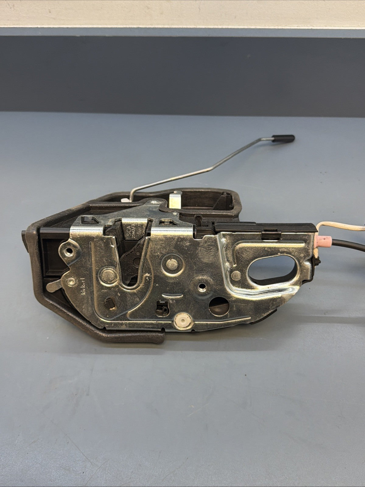 2011-2016 BMW F10 M5 REAR LEFT DRIVER DOOR LOCK SOFT CLOSE 7154515 OEM