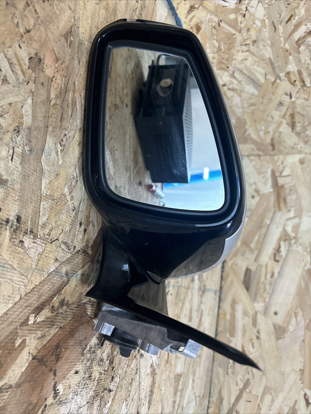2012-2013 BMW 3 Series 328i Right Passenger Side Rear View Mirror OEM 021185