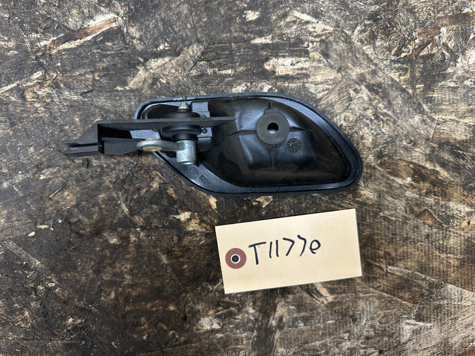 BMW 1995-1999 5/7 SERIES PRE LCI PASSANGER INTERIOR DOOR HANDEL 1PC OEM 8226049