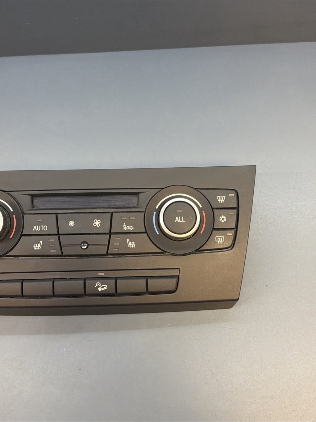 BMW 04-13 E81 E88 E90 E84 1/3 SERIES X1 AC CLIMATE CONTROL PANEL OEM 9250393