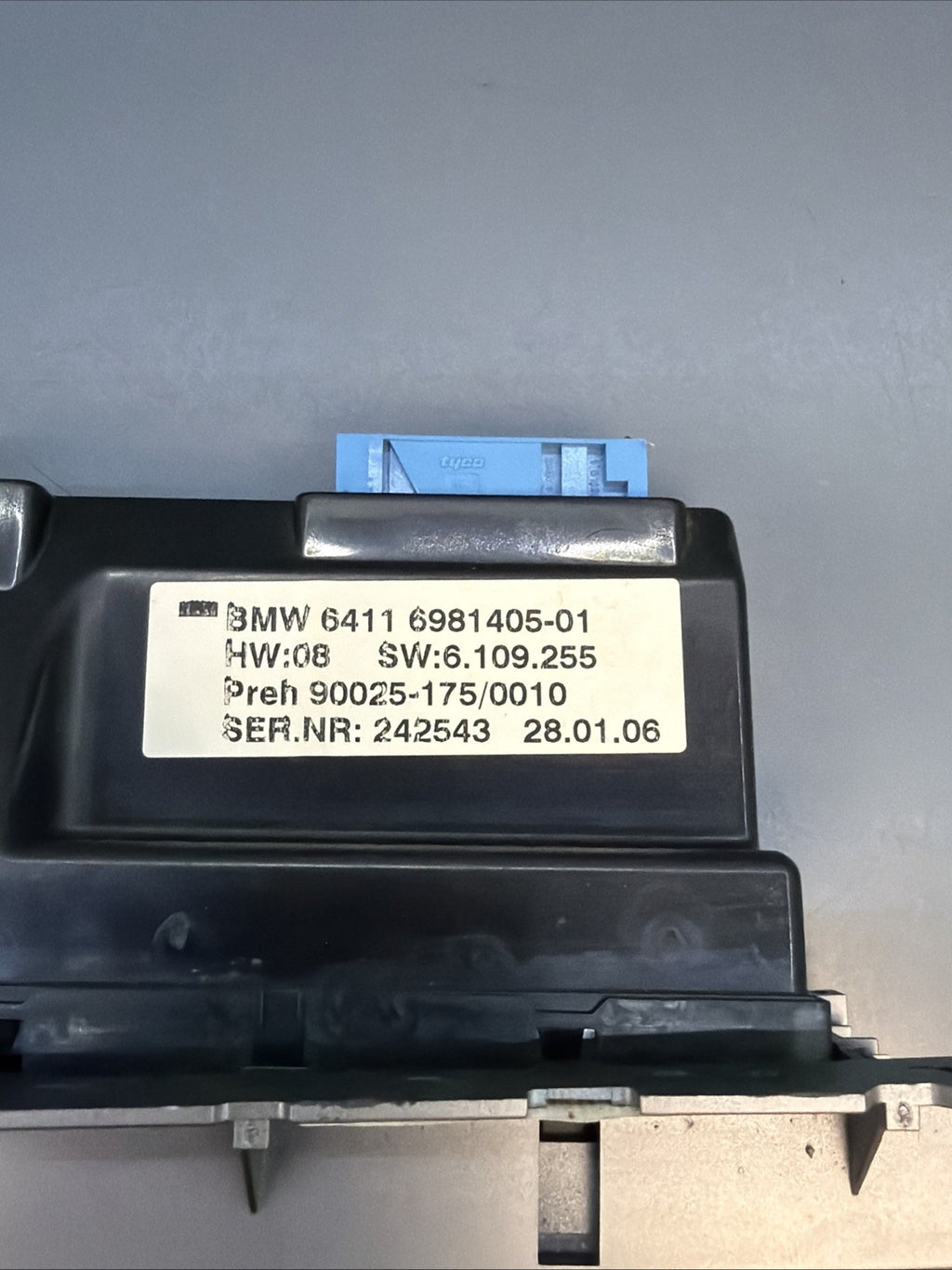 2006-2008 BMW 750i Climate Temperature Control Panel 64116981405 OEM