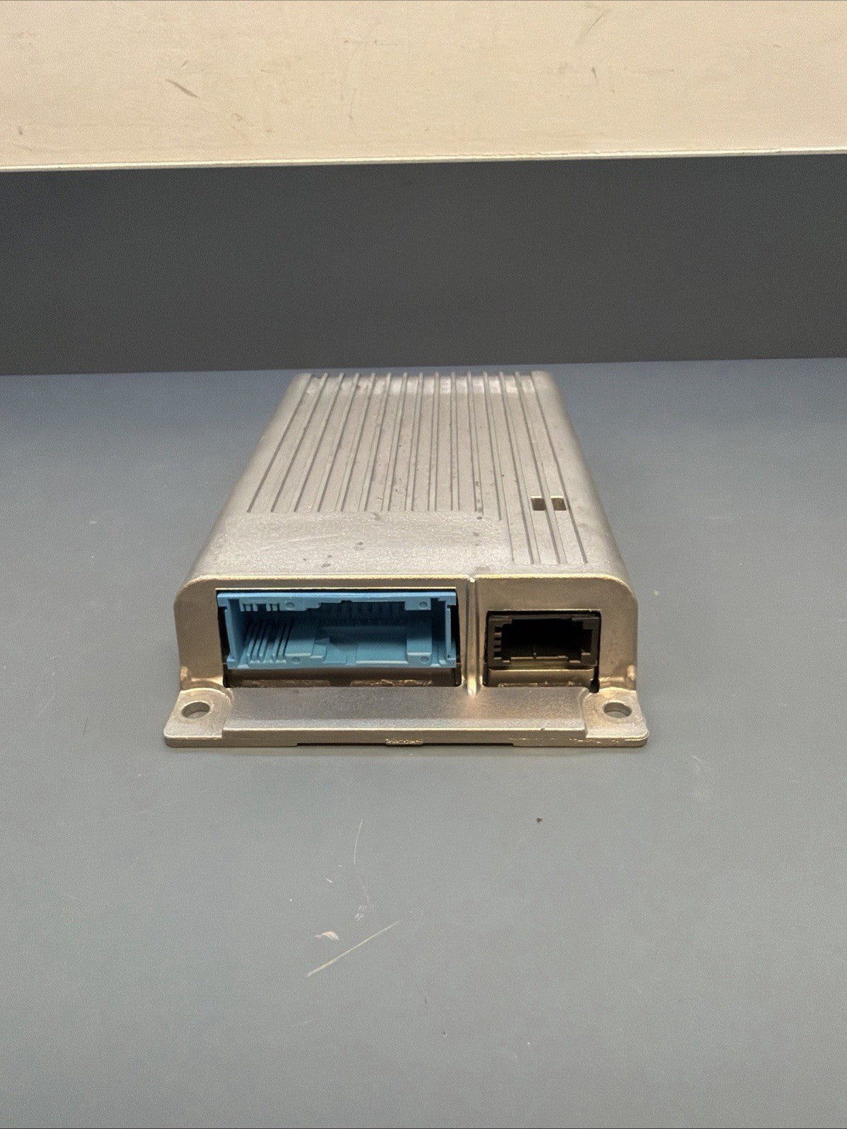 2009 2010 2011 BMW 335i 135i Bluetooth Communication Control Module 9224674