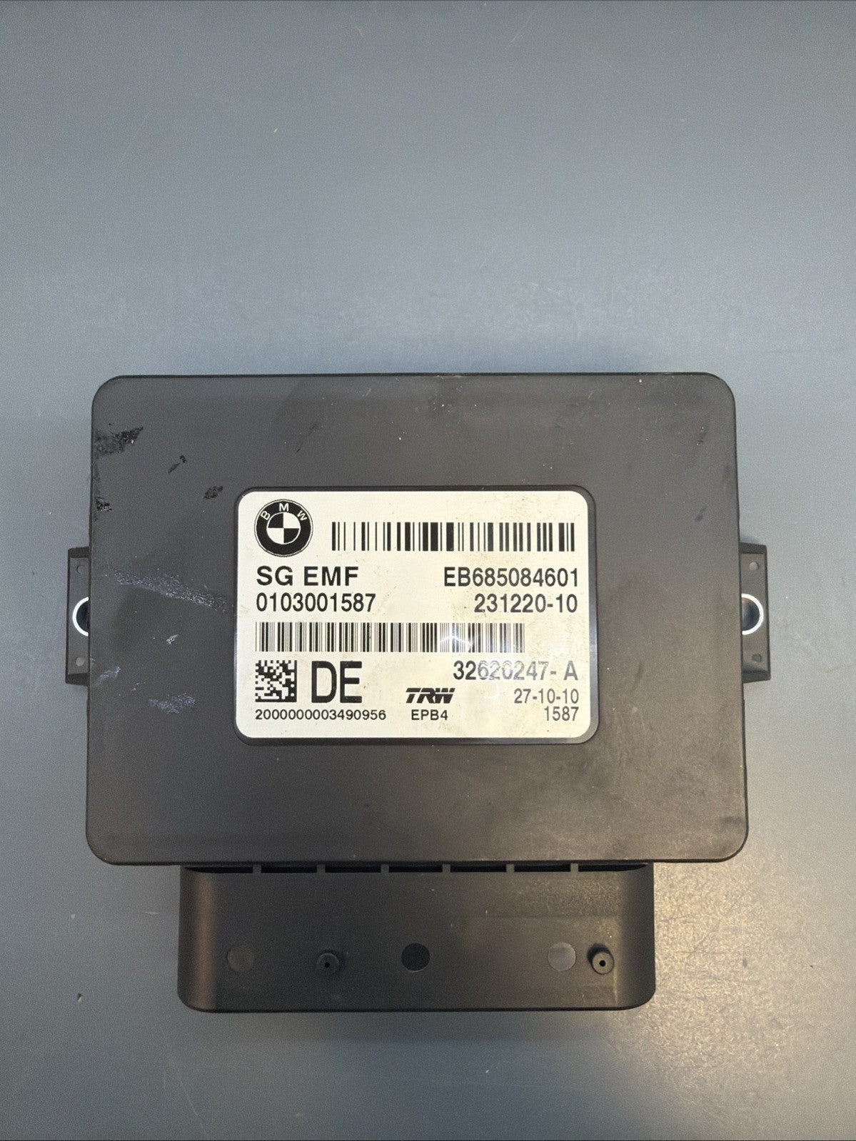 2011–2016 BMW 535I F10 PARKING BRAKE CONTROL MODULE TRW UNIT 6850846 OEM