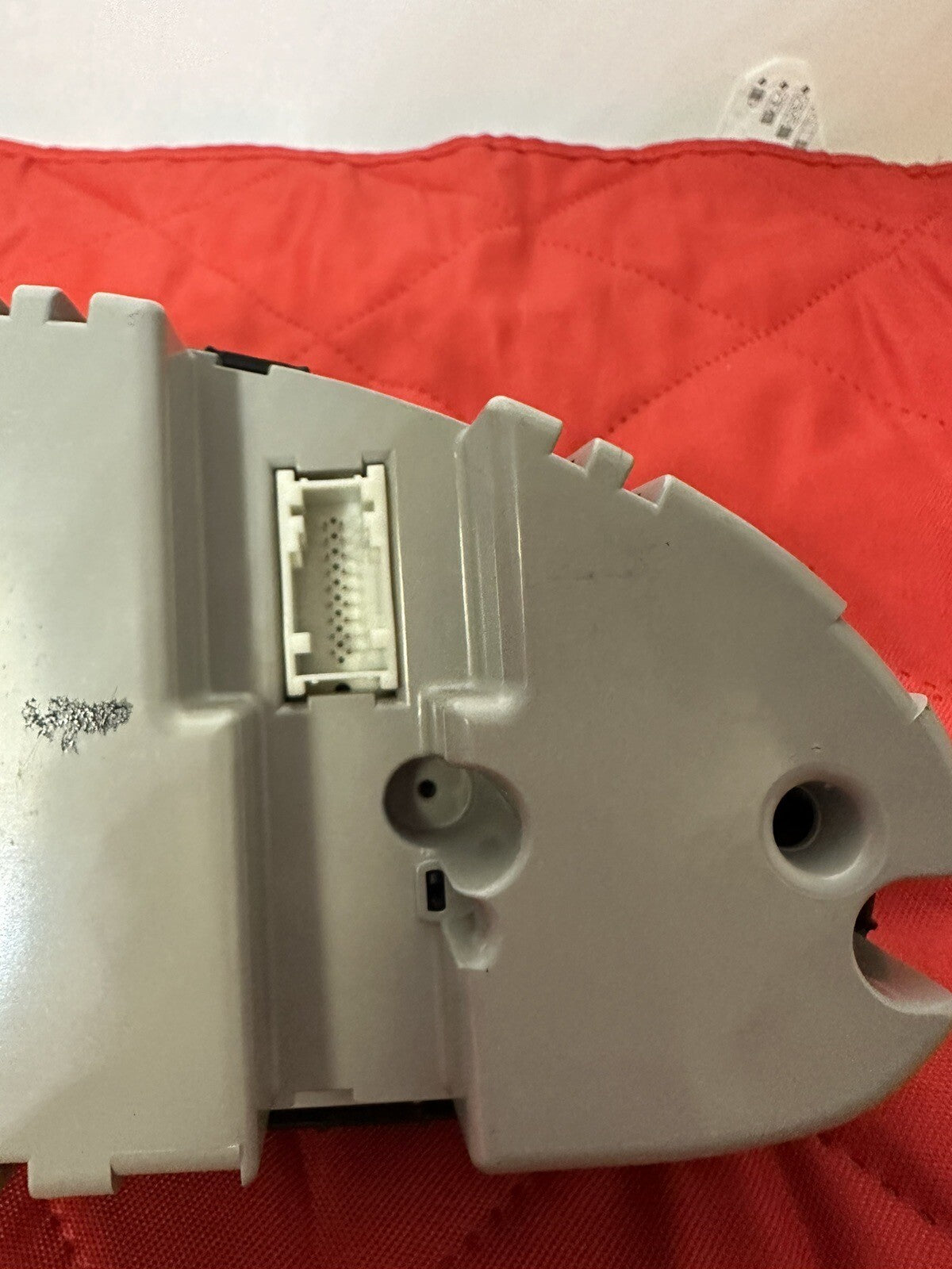 02-06 BMW 325i E46 SPEEDOMETER INSTRUMENT CLUSTER UNIT 111K MILES 6932902