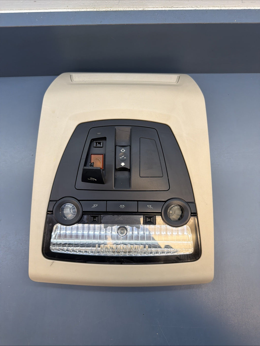 09-17 BMW F10 528i 750Li Front Overhead Dome Light Sunroof Switch BEIGE 9276232