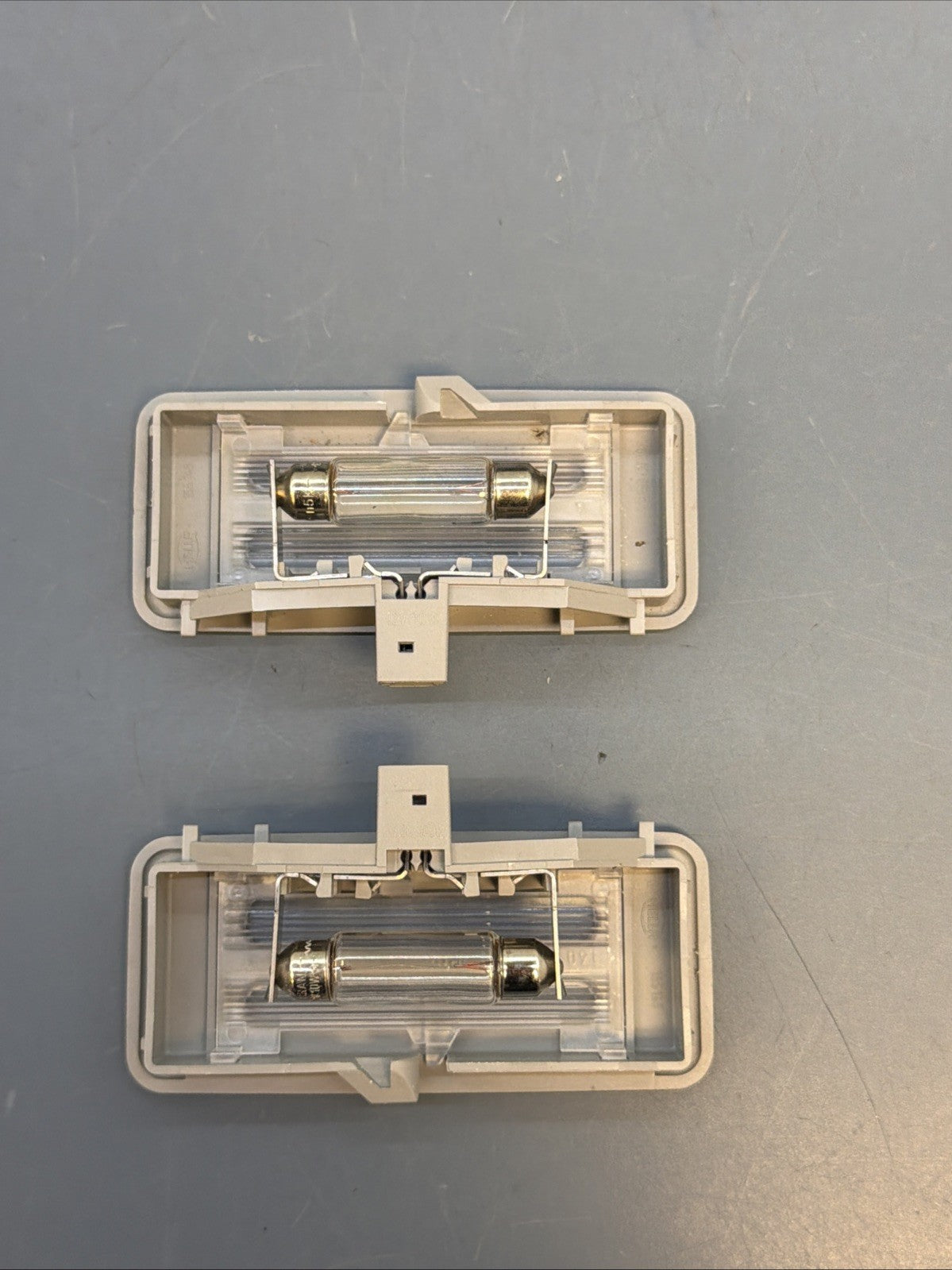 2005-2011 BMW E90 E91 E92 325i 328i Roof Lights Pair Vanity Lights GRAY 6962011