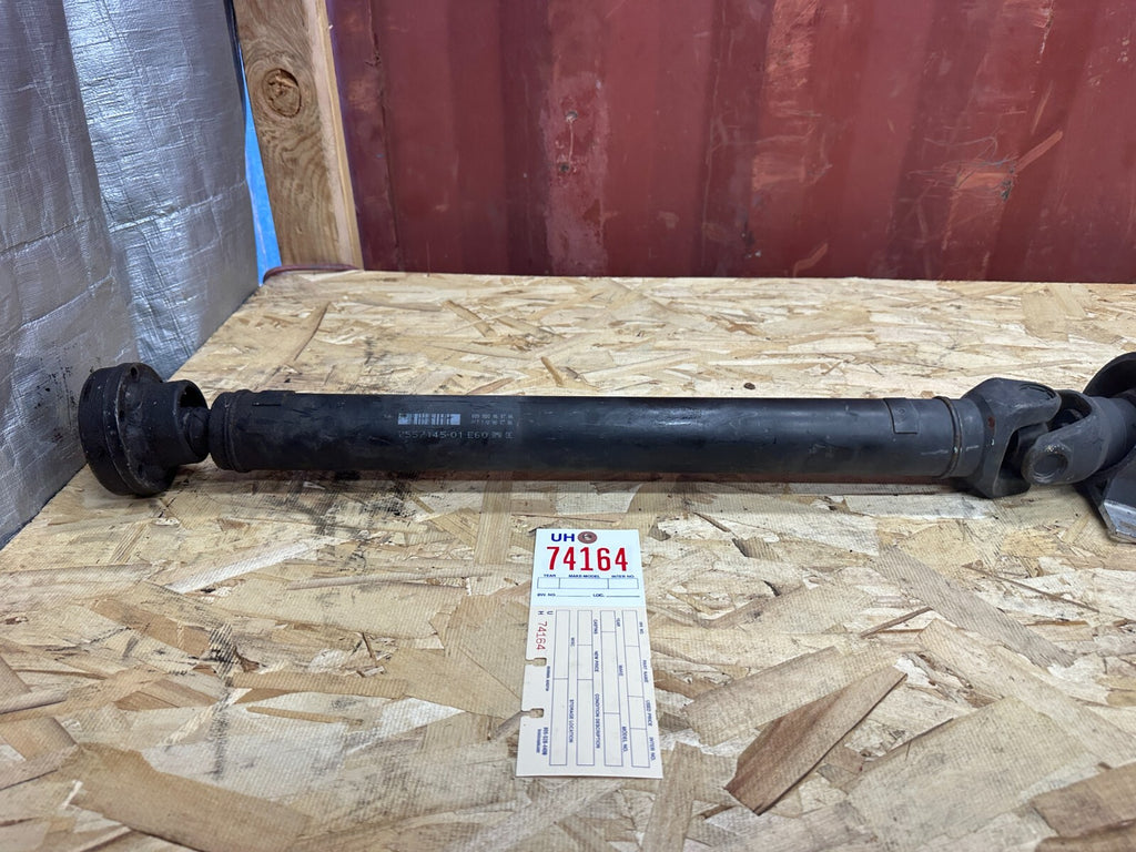 OEM BMW REAR DRIVESHAFT FITS AUTOMATIC 05-10 E60 E61 540 550 7557145