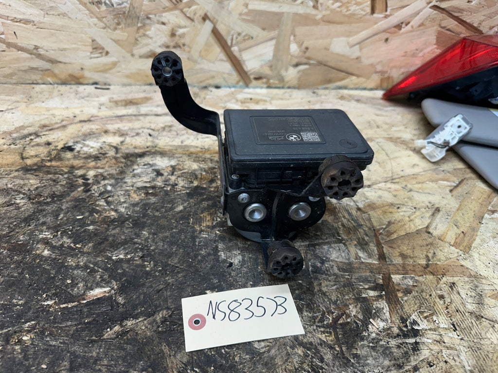 BMW F30 ABS ANTI LOCK BRAKE PUMP MODULE OEM 28515127213