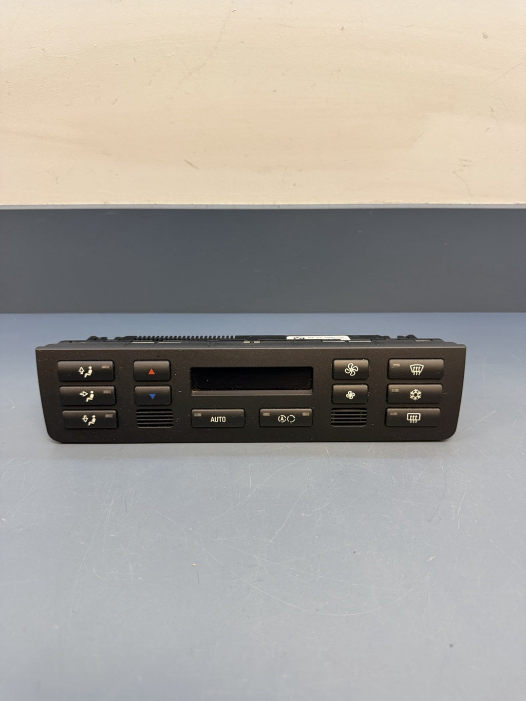 BMW 1999-2005 E46 CLIMATE CONTROL HEATER/AC PANEL AUTOMATIC OEM 6941732