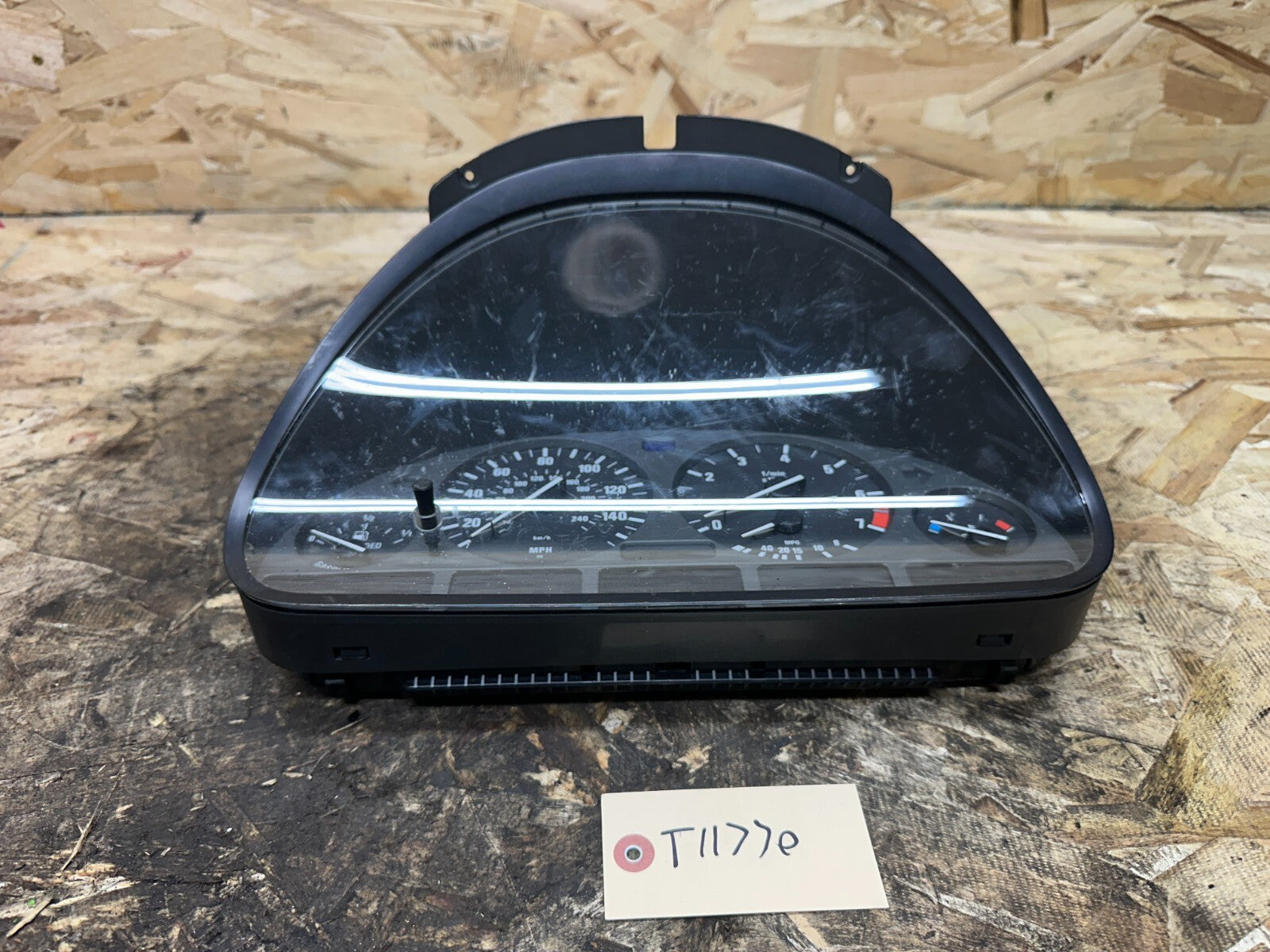 BMW 97-99 E39 5 SERIES PRE LCI INSTRUMENT GAUGE CLUSTER SPEEDOMETER OEM 8375673