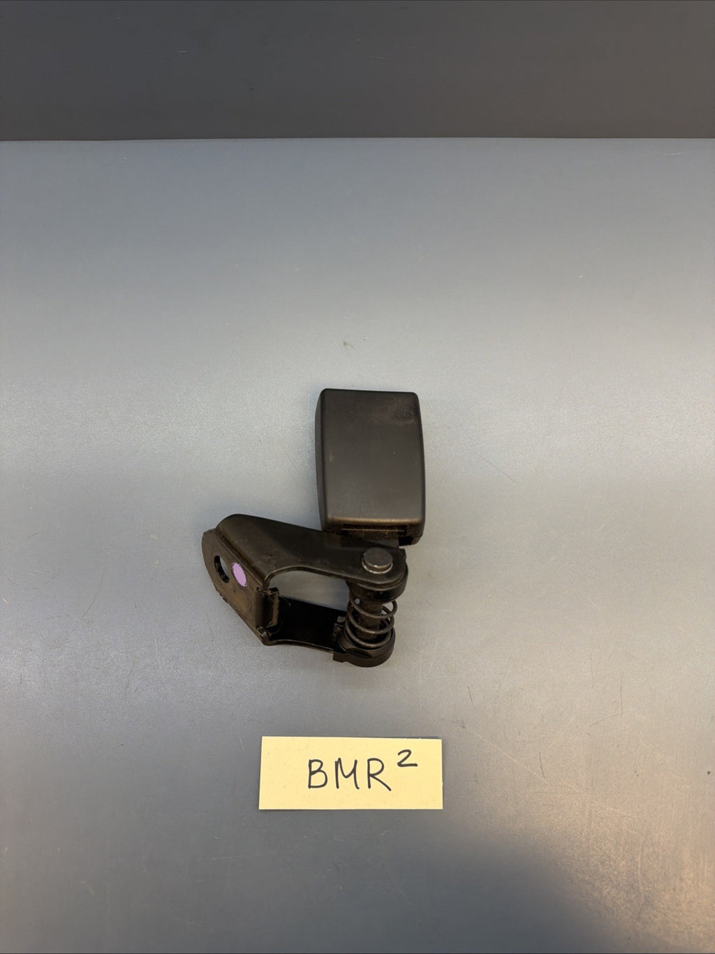 08-10 BMW 528xi e60 5Series Rear Right RH Side Seat Belt Buckle OEM 9117187