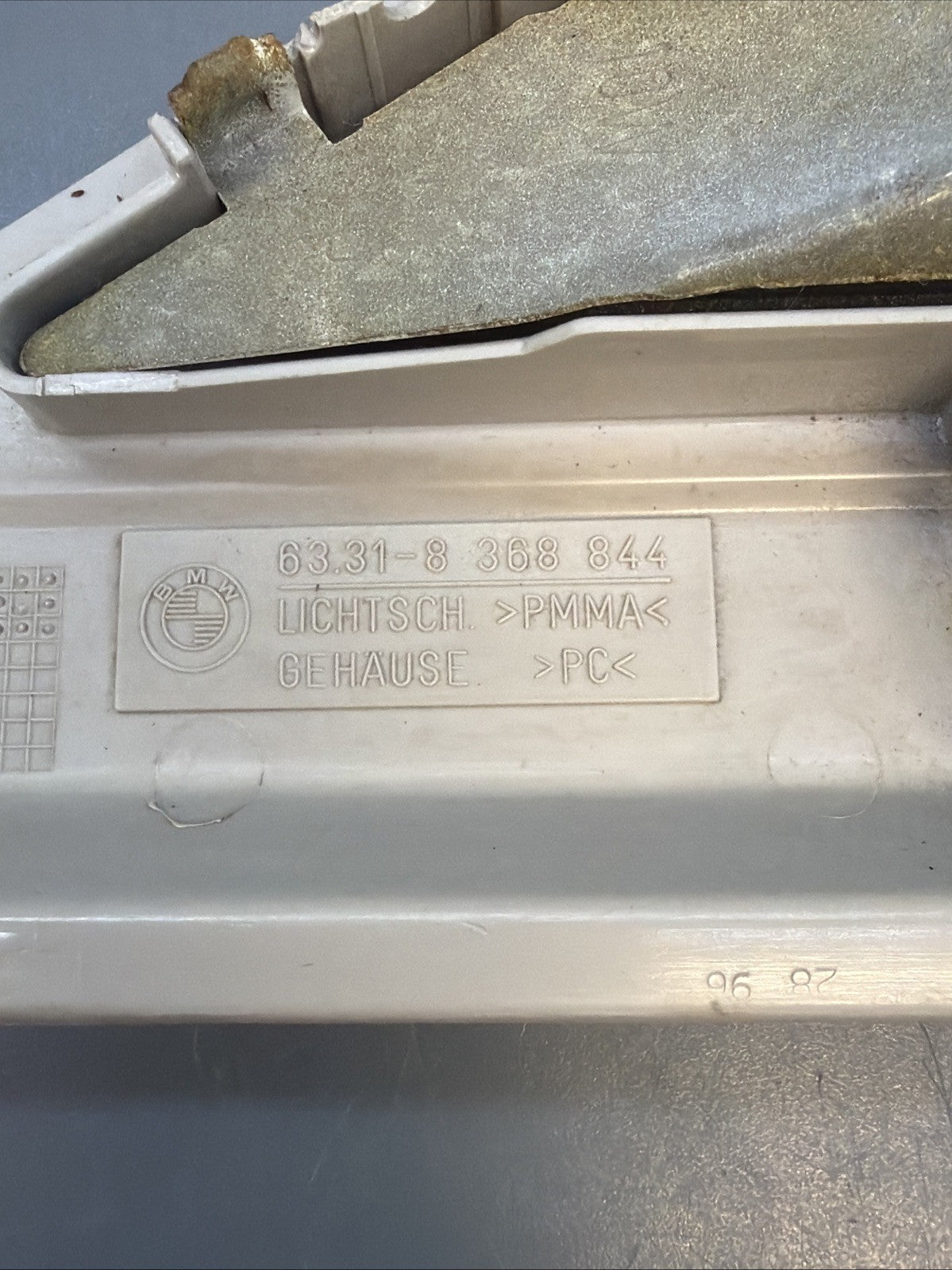 95-01 Bmw E38 7 Series Rear Right Roof Interior Reading Light Lamp Gray 8368844