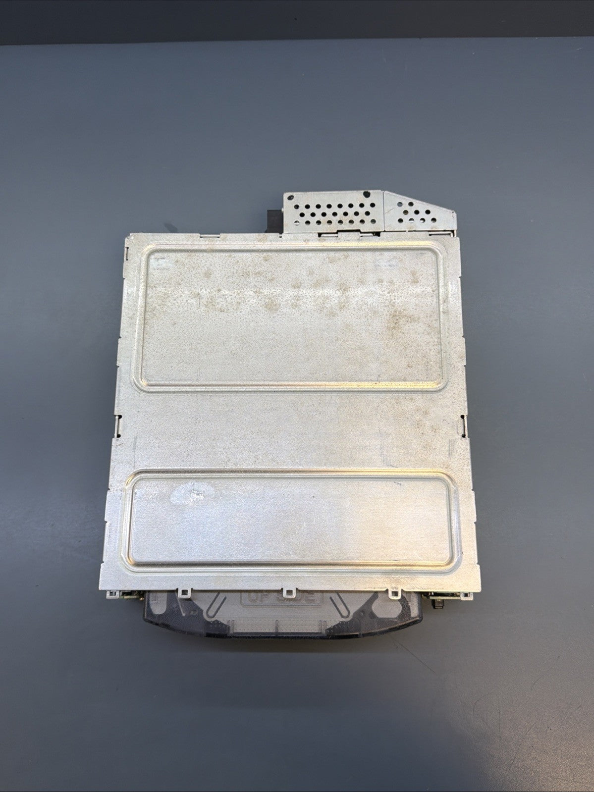 03-10 BMW E60 E63 E64 Front Center Radio CD Changer Magazine Assembly 6956939