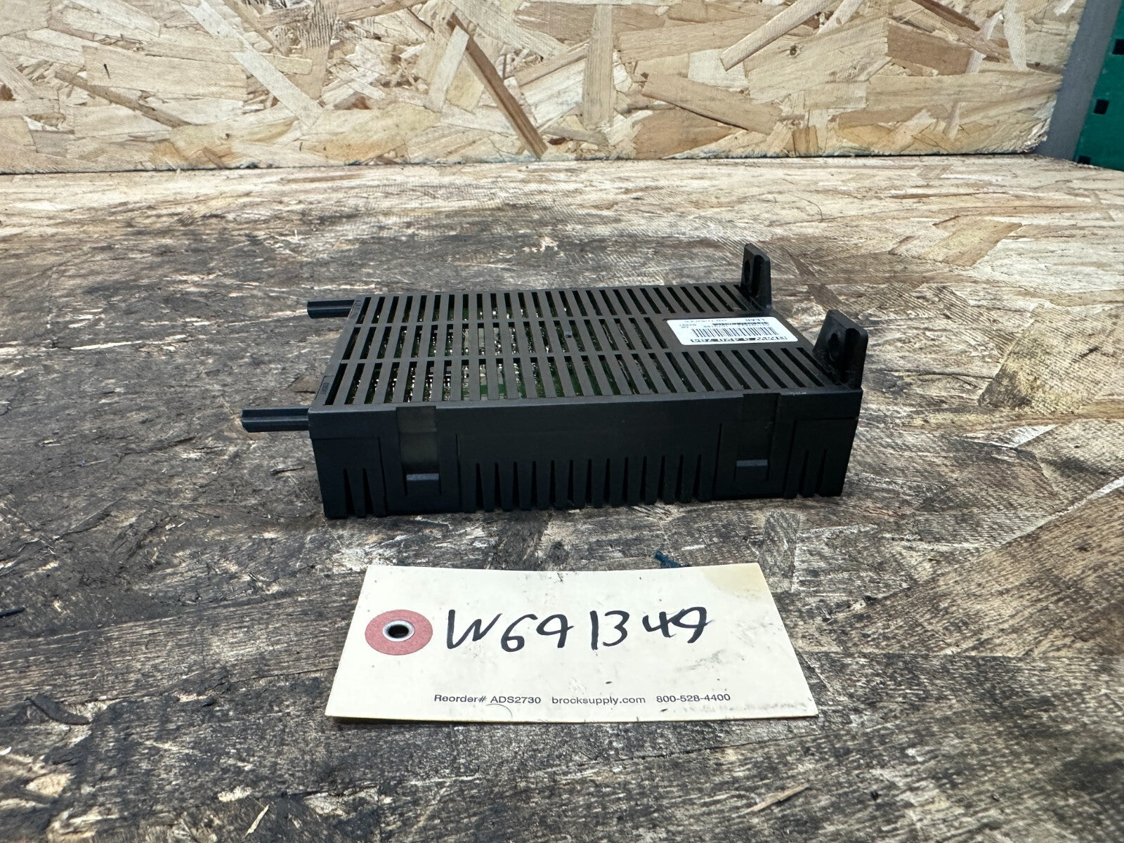 BMW 2003-2006 E83 X3 PRE LCI FOOTWELL LIGHTING CONTROL MODULE OEM 3420784