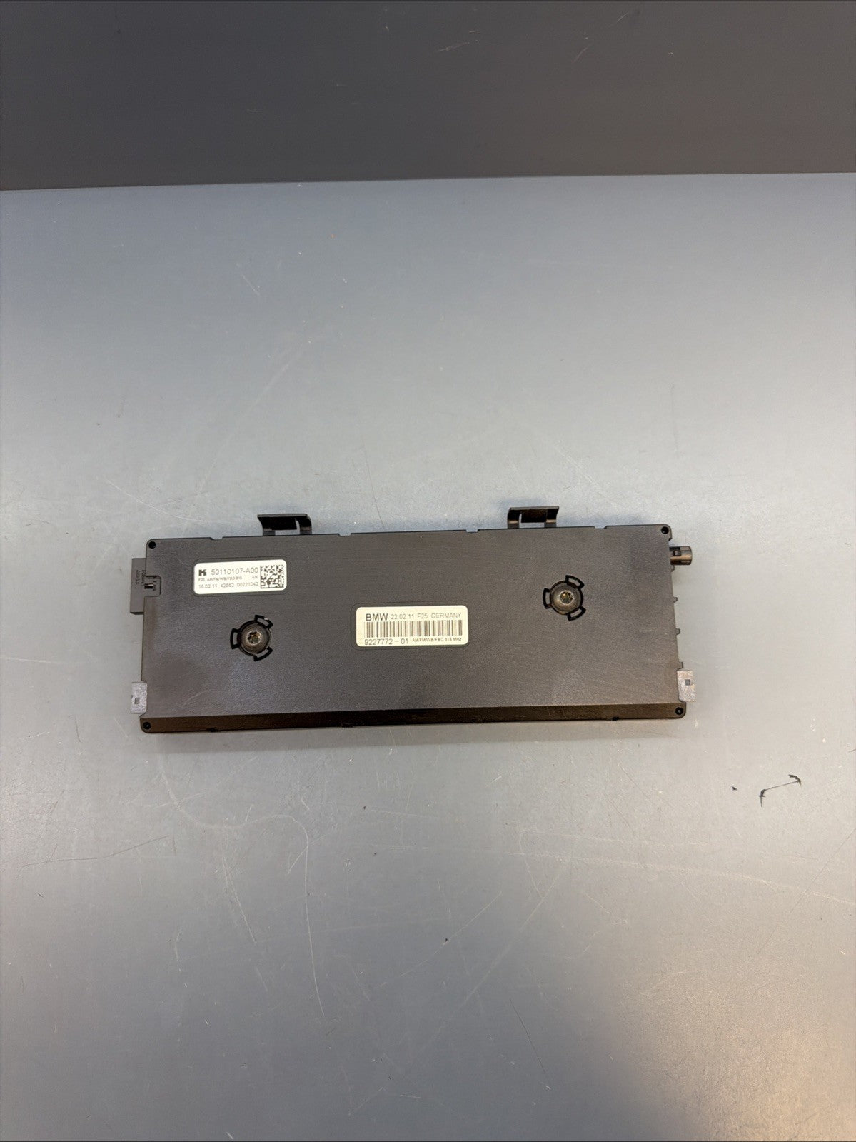 2011-2017 BMW X3 (F25) RADIO ANTENNA DIVERSITY MODULE 9227772