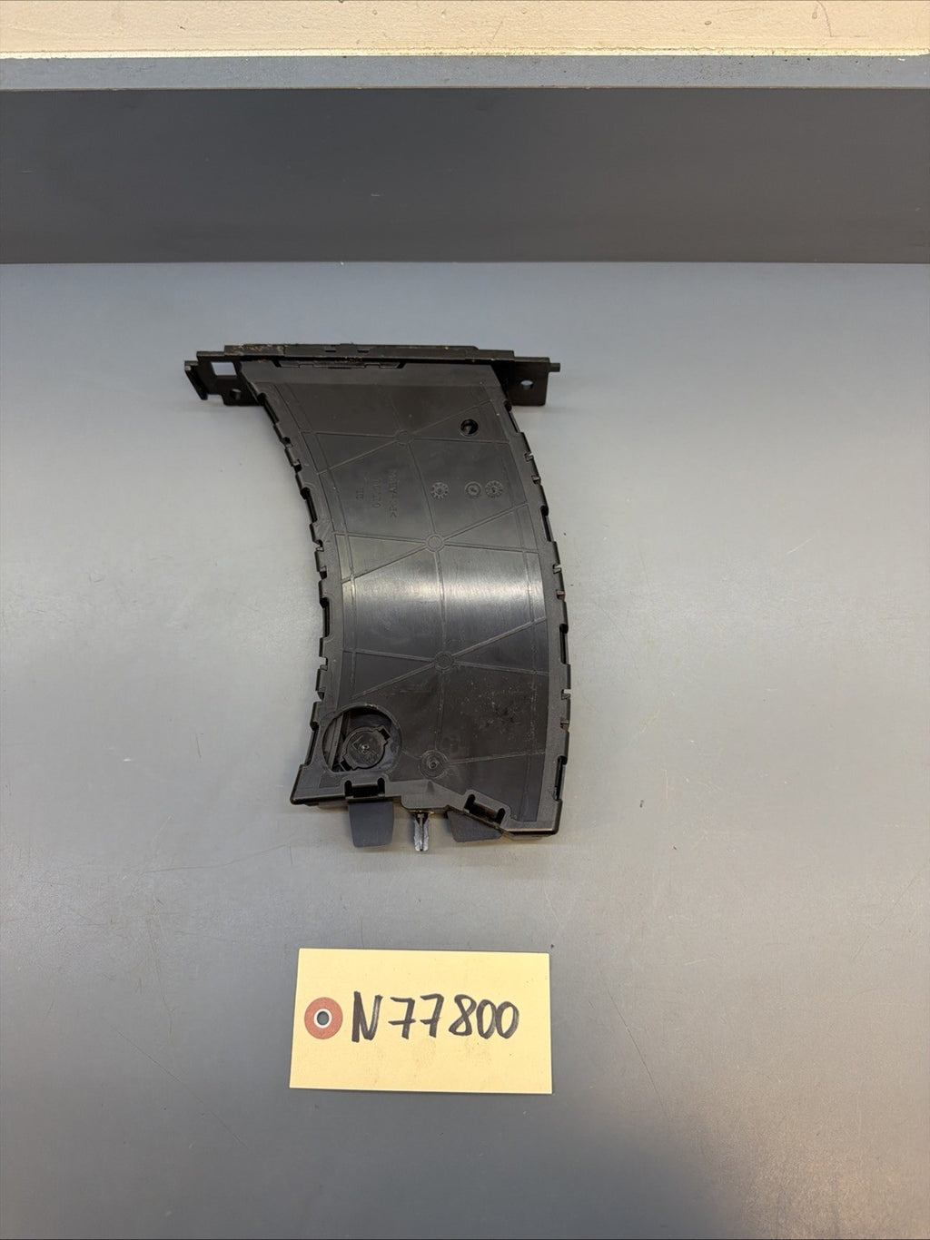 2006-2013 BMW 328i 330i 335i M3 Left Driver Cup Holder OEM 7127406 BLACK