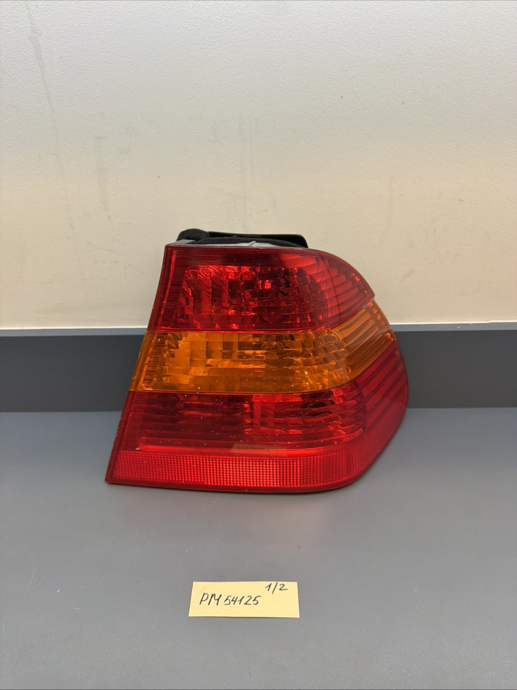 02-05 BMW E46 325i 325xi 330i Sedan Rear Right Tail Light Assy 6946534 OEM
