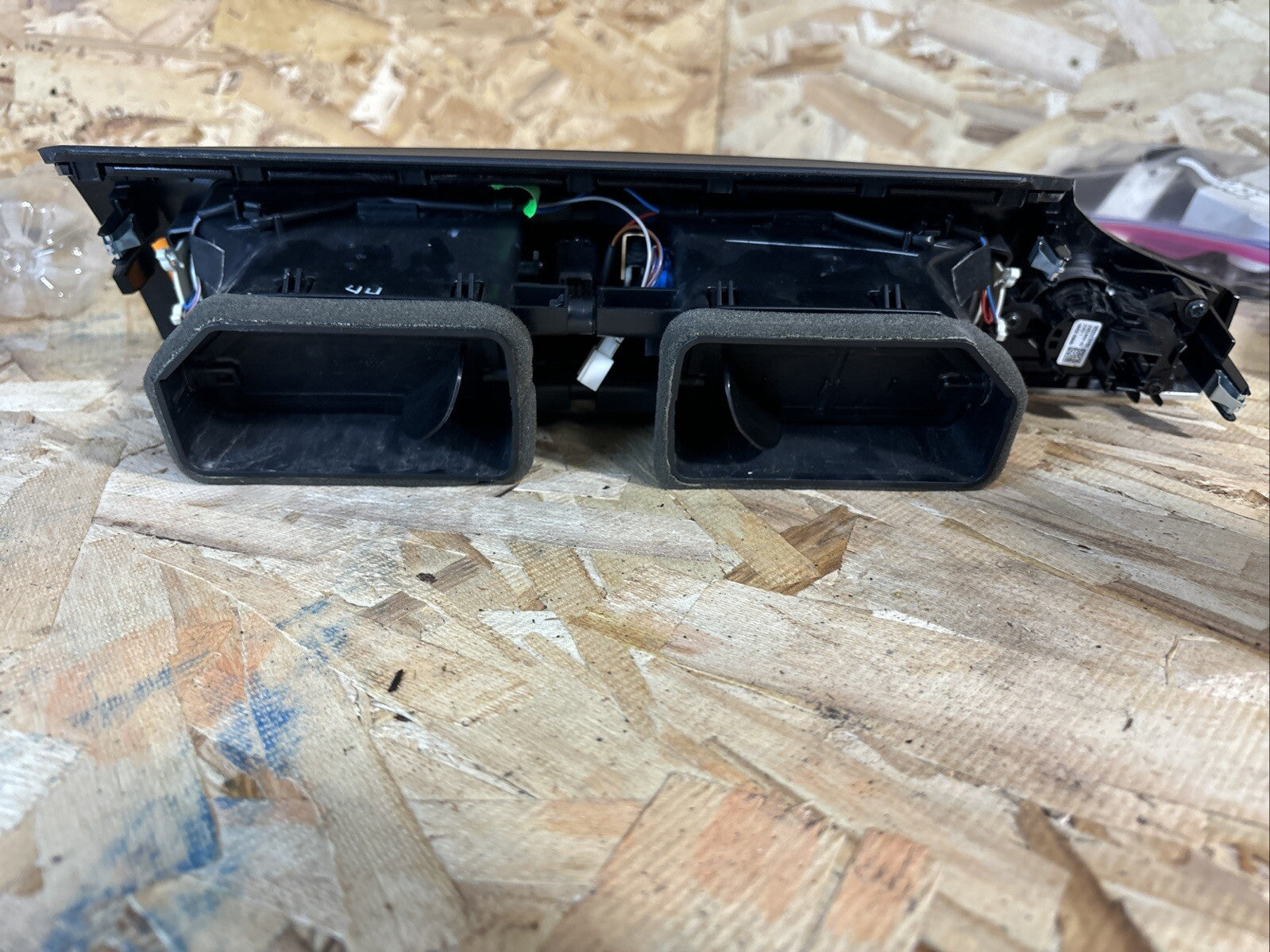 2013 BMW X3 XDrive28I Engine Start Stop Center Dash Air Vents OEM 918474309
