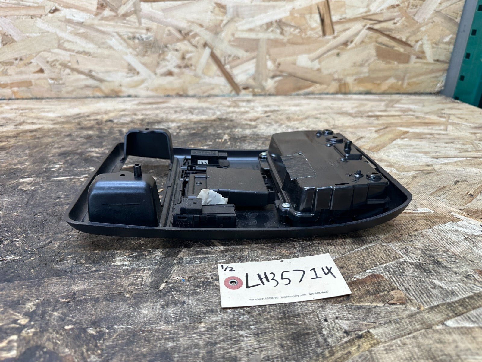 BMW 99-06 E53 X5 FRONT OVERHEAD SUNROOF SWITCH CONSOLE PANEL BLACK TRIM 8258062