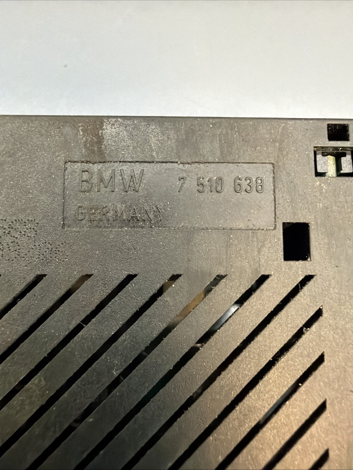 OEM BMW E60 E61 E63 E64 E65 E66 E67 E53 Phantom Integrated Supply Module 7510638