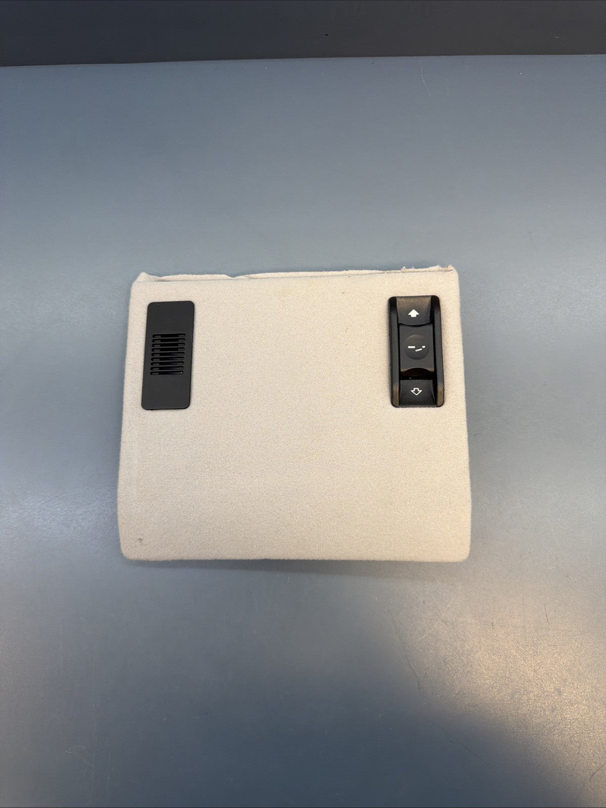 00-06 BMW E46 330Ci M3 Coupe Front Interior Overhead Sunroof SWITCH GRAY 8233449