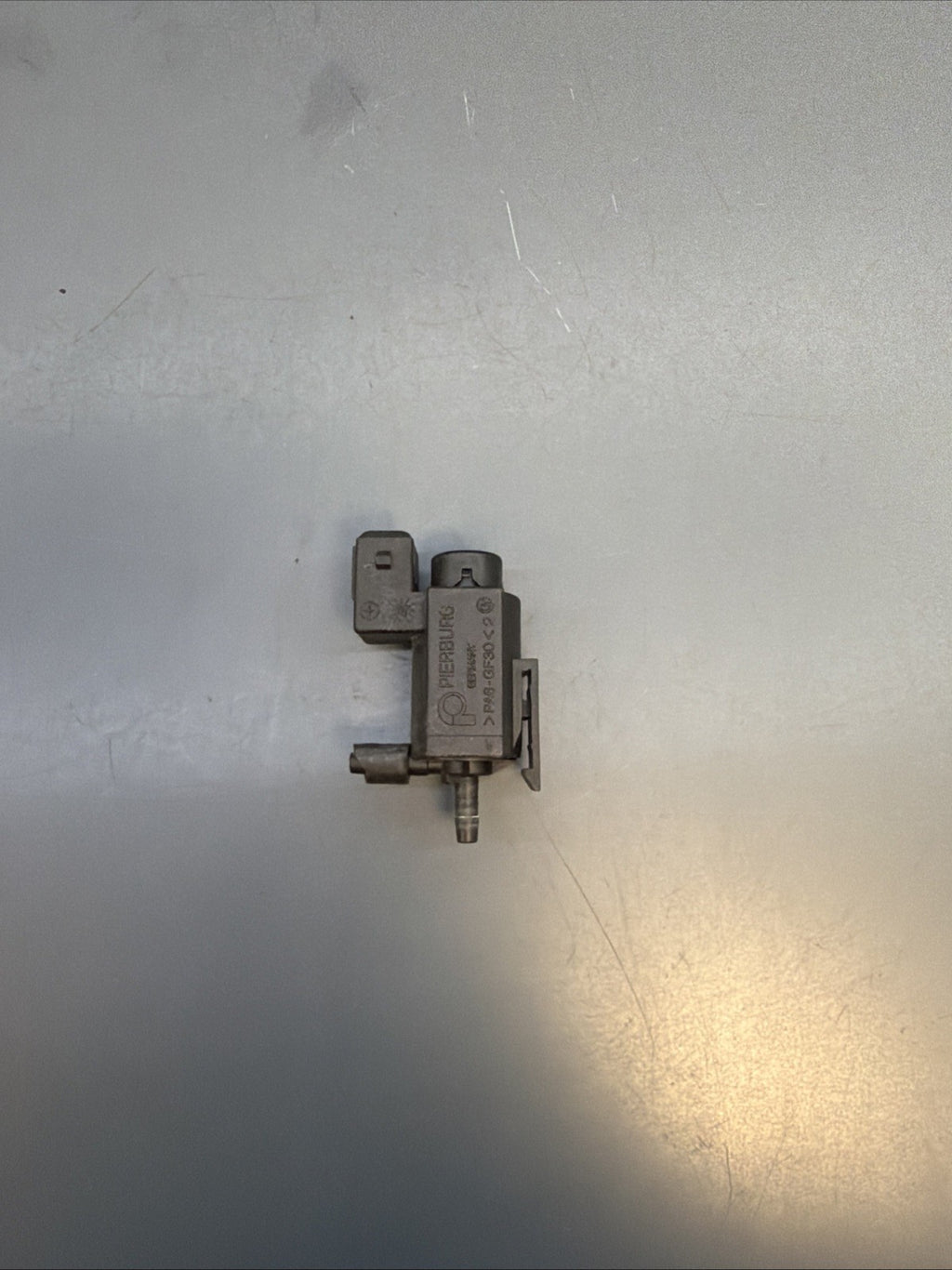 1996-2005 BMW E36 E46 323 325 328 330 M3 Electric Solenoid Vacuum Valve 1742712