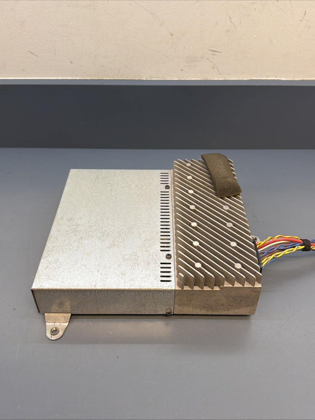 85-95 Bmw E34 5/7 Series Hifi Radio Am Fm Audio Sound Amplifier Module 8361781