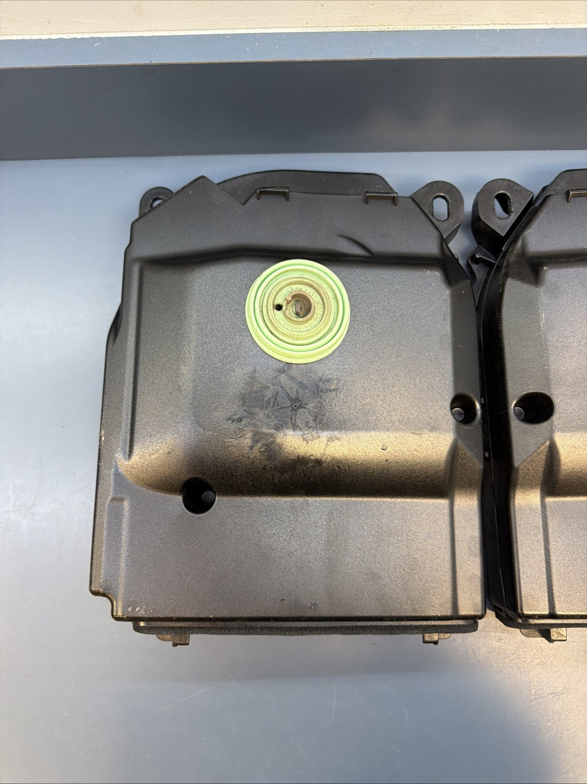 08-13 BMW E82 E88 135I FRONT LEFT & RIGHT HI-FI SUBWOOFER SET 9143143 9143144