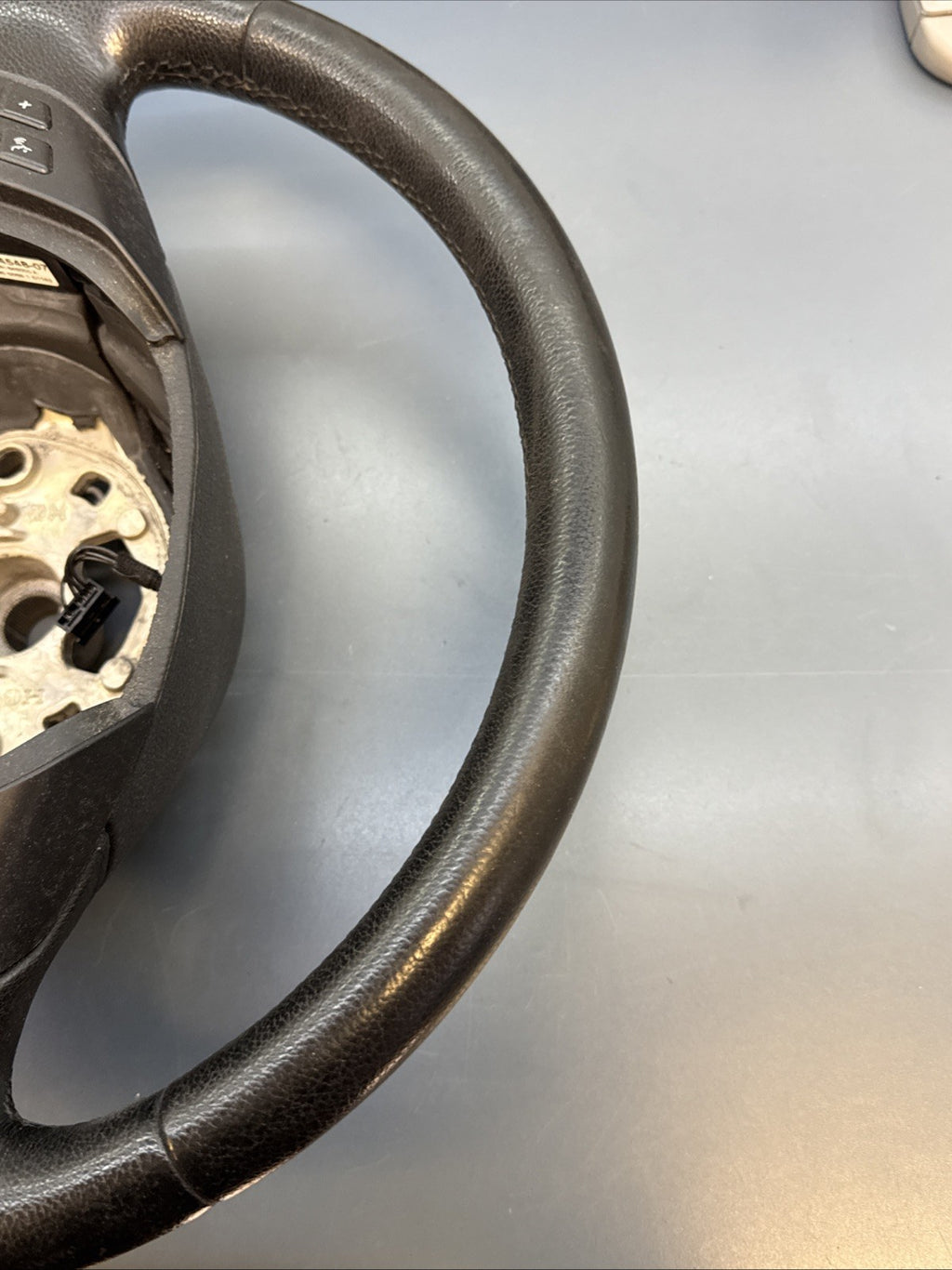 06-12 BMW E90 E91 3 Series Front Driver Steering Wheel Black 32306779832 OEM