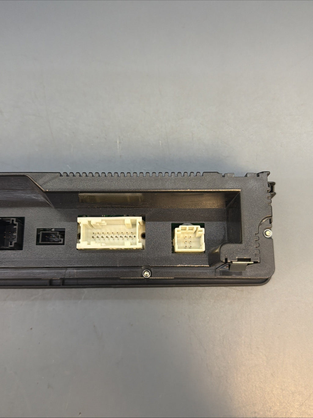 00-06 BMW E46 3 SERIES CENTER A/C HEATER CLIMATE TEMPERATURE CONTROL OEM 6956319